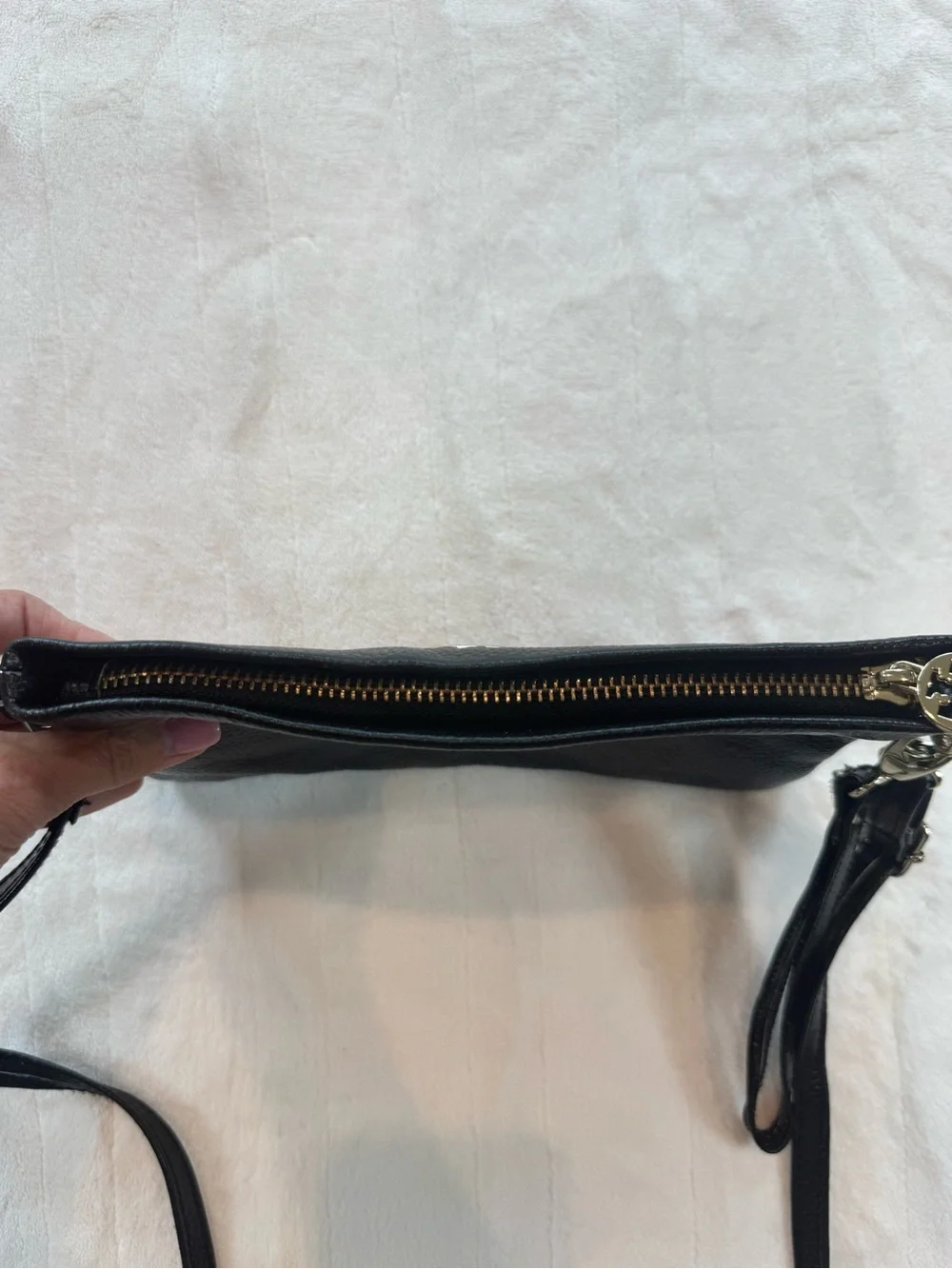 Tory Burch Carson Black Leather Crossbody Clutch Shoulder Bag Designer Purse